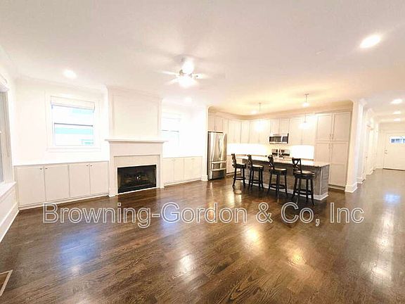 3rd image of 6539 Thunderbird Dr