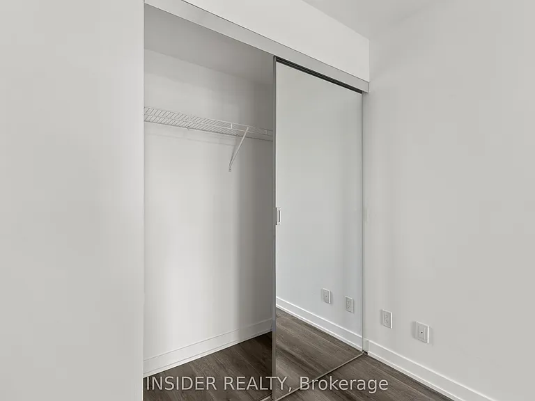 30 Ordnance St #703 — Photo 12