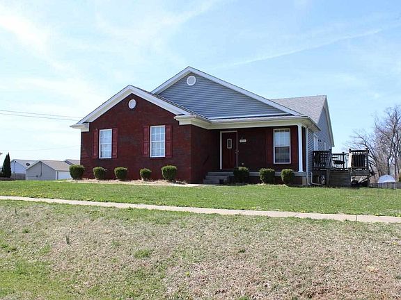 3rd image of 505 University Dr