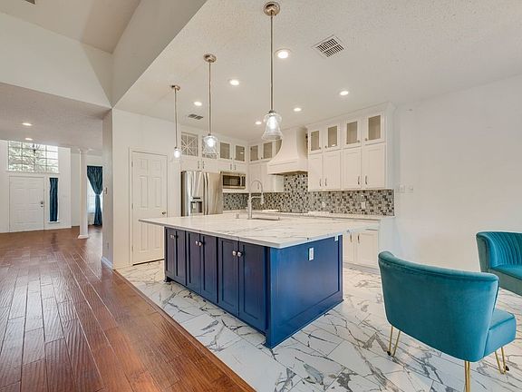 4th image of 5214 Alazan Bay Dr