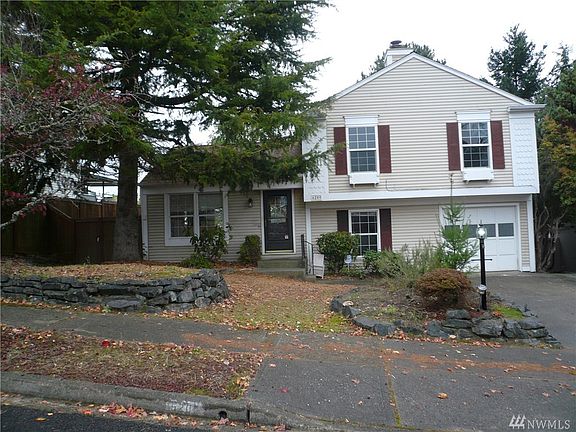 2nd image of 6209 N 39th St