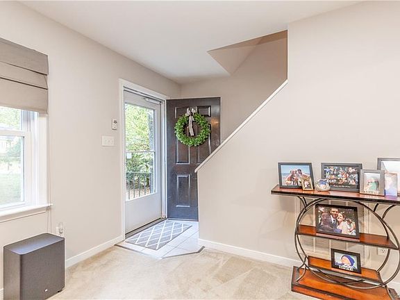 3rd image of 7087 White Pine Ln