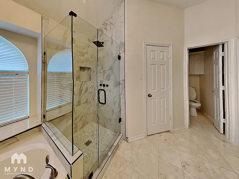 1257 Christopher Ln — Photo 11
