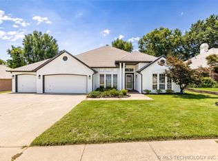 9106 E 113th St S, Bixby, OK 74008