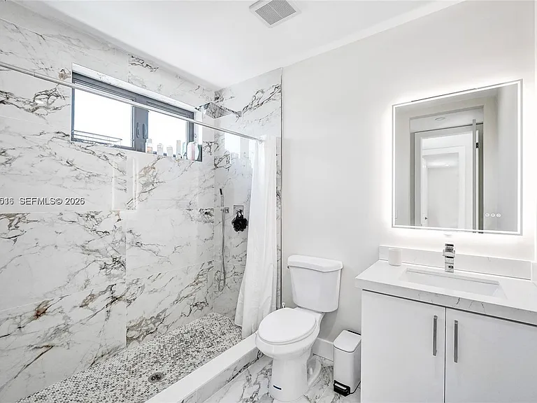 1617 NE 11th St #Townhouse 1 — Photo 36