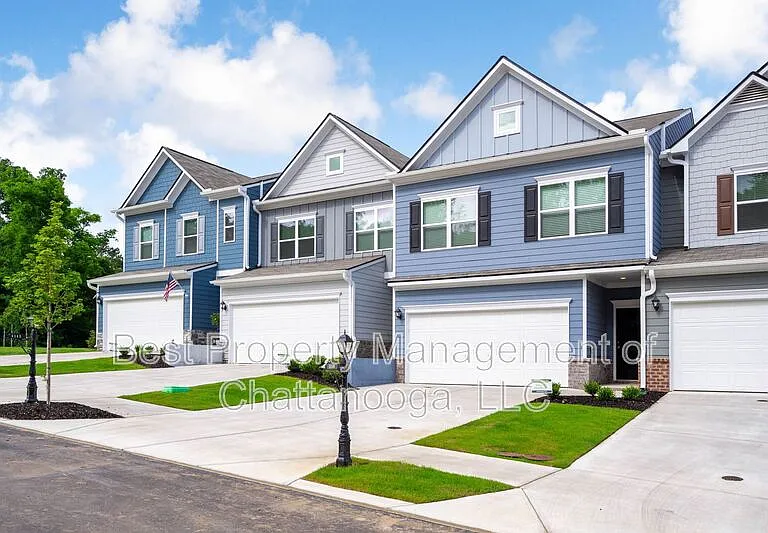 5149 Hornbeam Dr — Photo 4