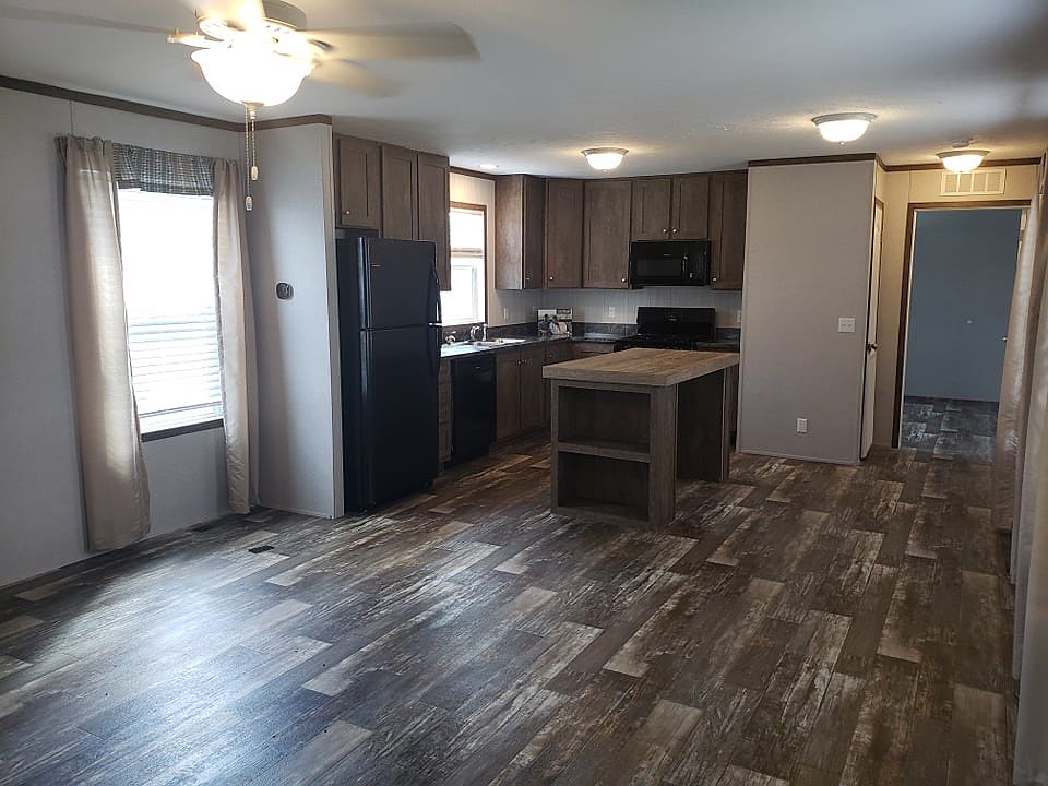 1st image of 38000 Le Chateau Blvd #546