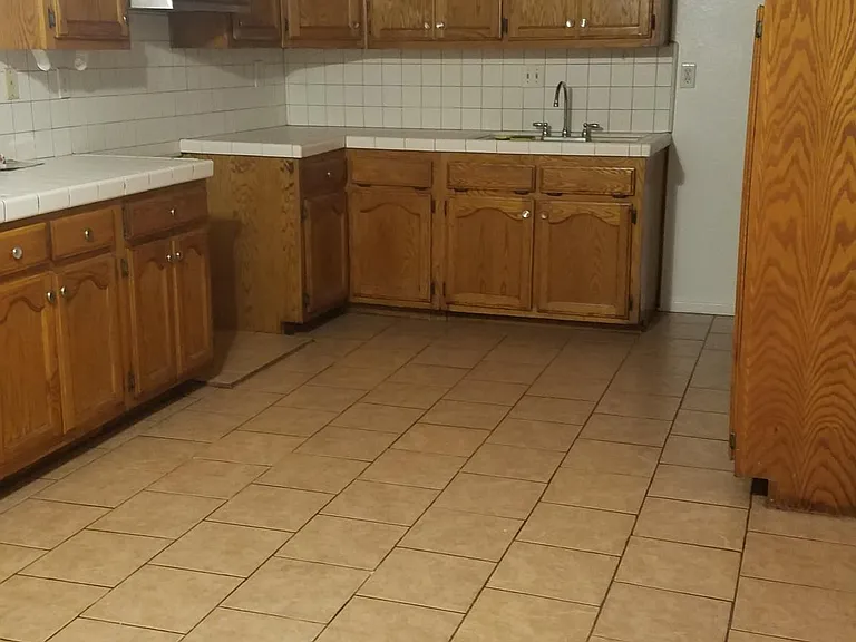 13170 Francisquito Ave — Photo 11