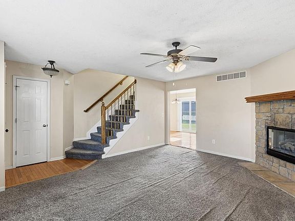 4th image of 316 S Ghost Creek Cir