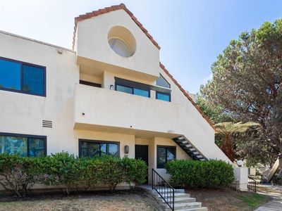 359 N Melrose Dr N #G, Vista, CA, 92083