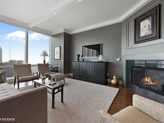 4th image of 401 N Wabash Ave #46I