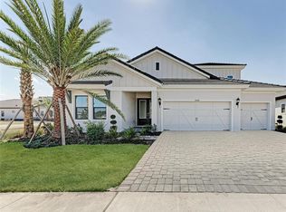 35576 Big Hawk Dr, Zephyrhills, FL 33541