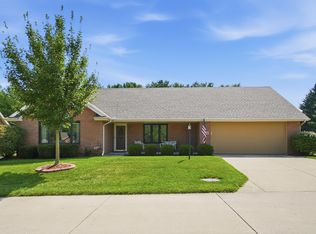 5642 Fox Ridge Dr, Springfield, OH 45503