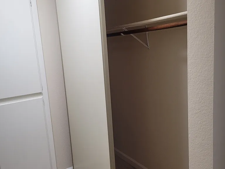 284 Crown Cir — Photo 50