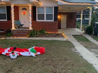 304 Lakeview Dr, Sylvester, GA 31791