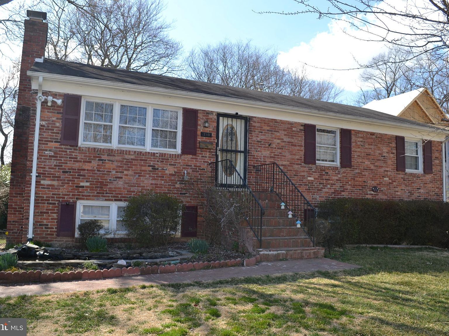 703 Meadow Ln SW, Vienna, VA 22180 Zillow