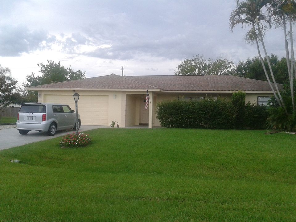 1st image of 238 SE Whitmore Dr