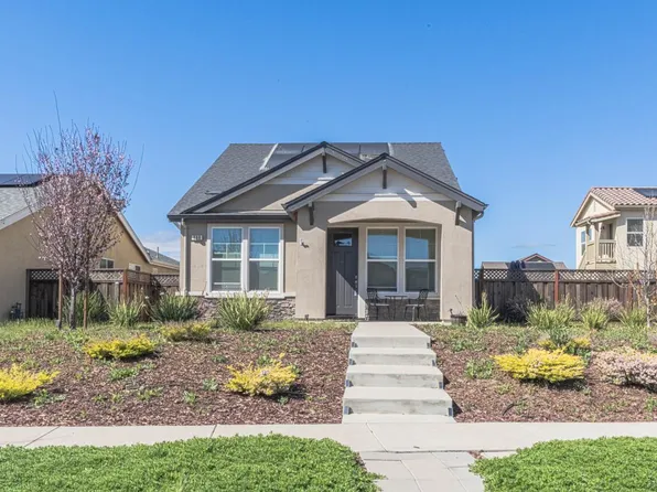 680 Lewis St, King City, CA 93930