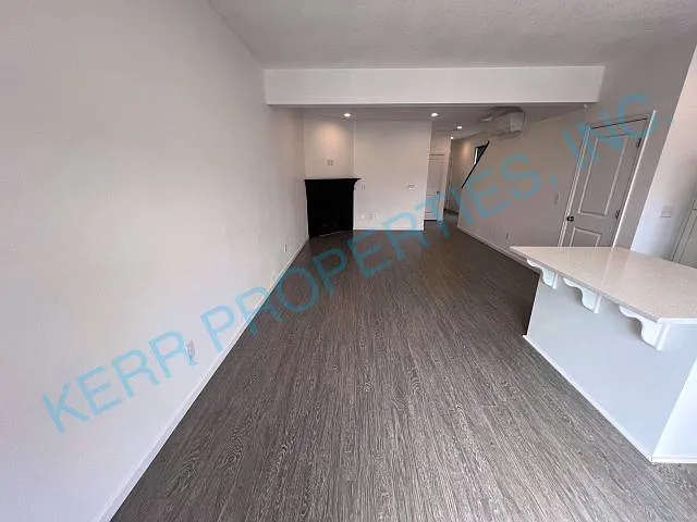 12996 SE 155th Ave — Photo 3