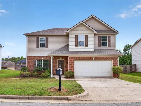 31 Willow Trace Dr, Phenix City, AL 36869
