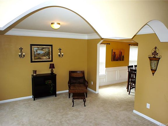 4th image of 4249 Cole Creek Dr