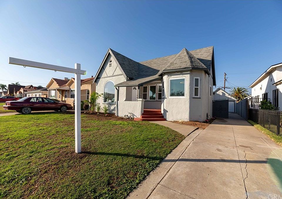 1st image of 2027 W 84th St