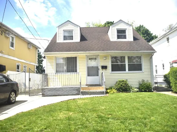 147-38 Huxley Street HOUSE image 1 of 22