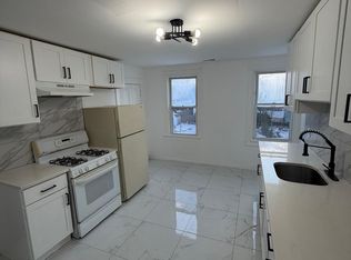 178 W Hazelwood Ave #B, Rahway, NJ 07065