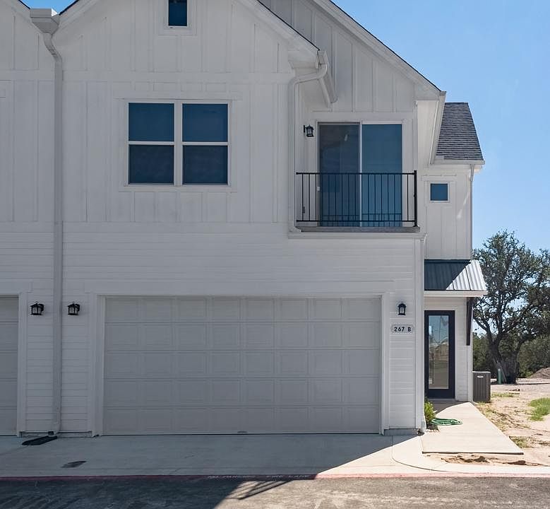 267B Modern Farmhouse New Construction