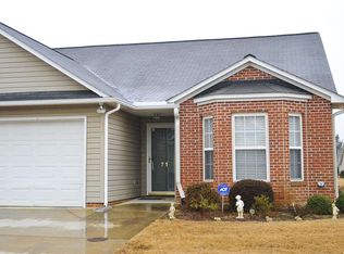 71 Magnolia Crest Dr, Simpsonville, SC 29681