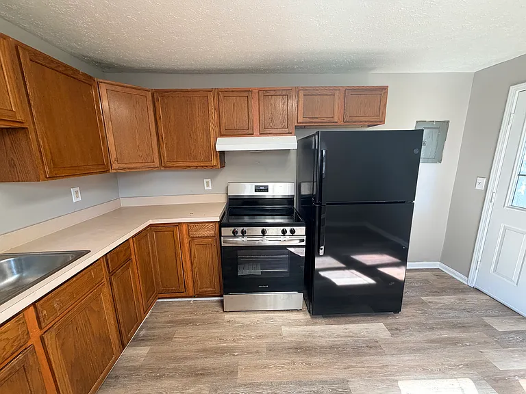 1307 E Market St #1 — Photo 4