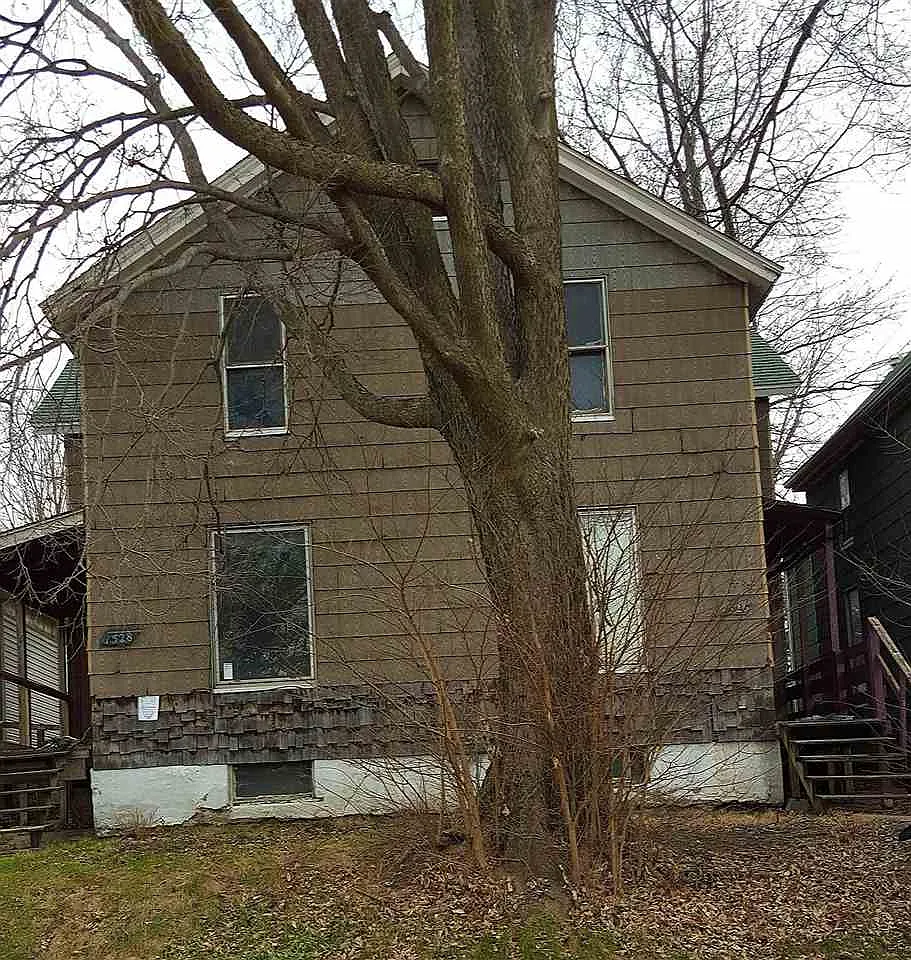 1526 W 2nd St photo 1