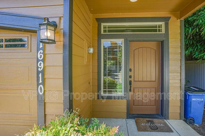 2 bed, 2.5 bath, 1540 sqft, $2,350 — Photo 3