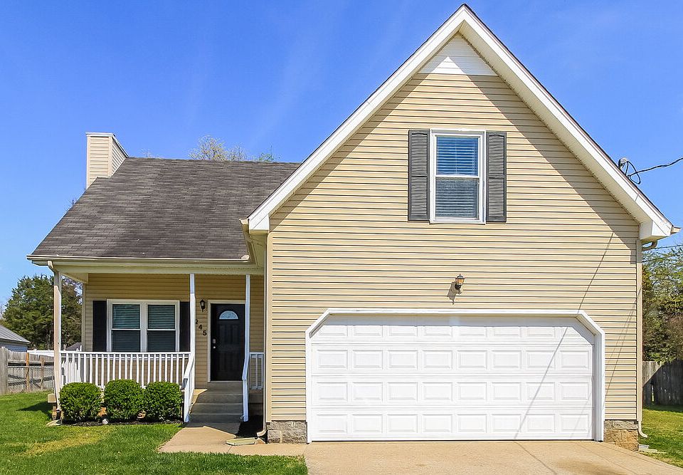 1st image of 245 Heritage Cir E