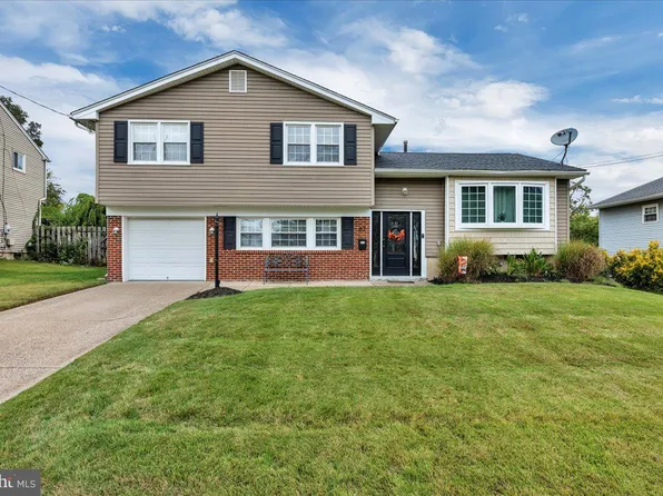 87 Greenwood Dr, Turnersville, NJ 08012