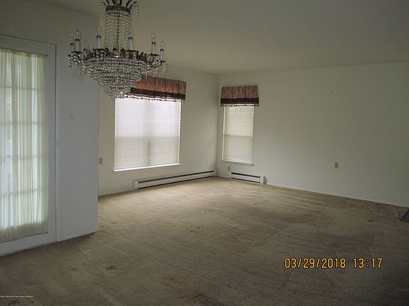 2nd image of 949 Liverpool Circle #A