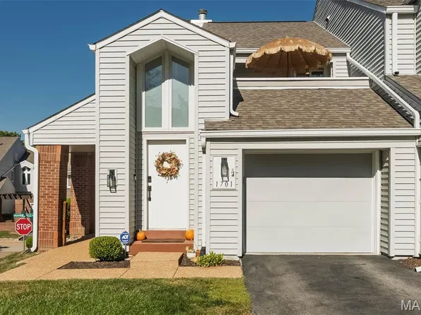 1701 Highview Circle Ct, Ballwin, MO 63021