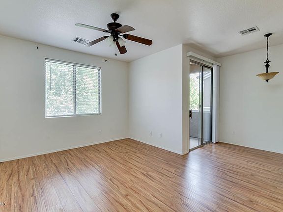 4th image of 1335 E June St Unit 212