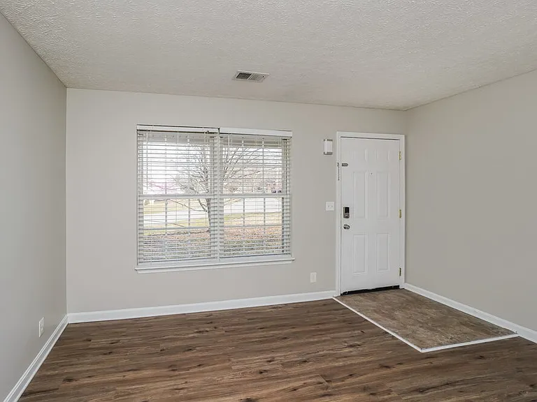 5510 Littleridge Dr — Photo 6