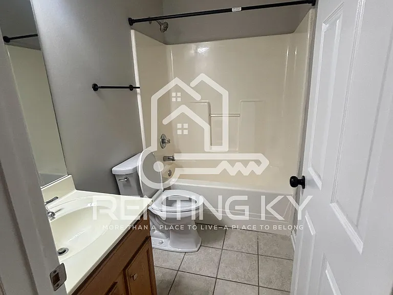 1027 Brooklyn Blvd — Photo 10