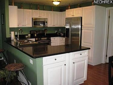 5th image of 9189 Willowbrook Ct