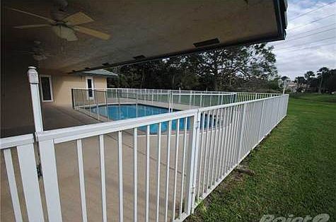 3rd image of 8428 NW 47th Dr