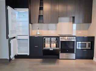 3883 Quartz Rd #3601, Mississauga, ON L5B 0M4