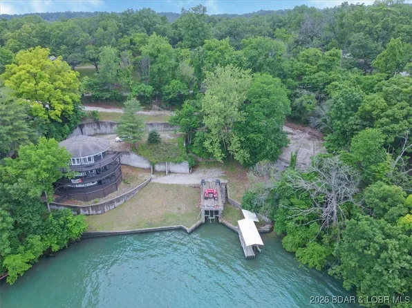 172 Kansas City Way, Sunrise Beach, MO 65079