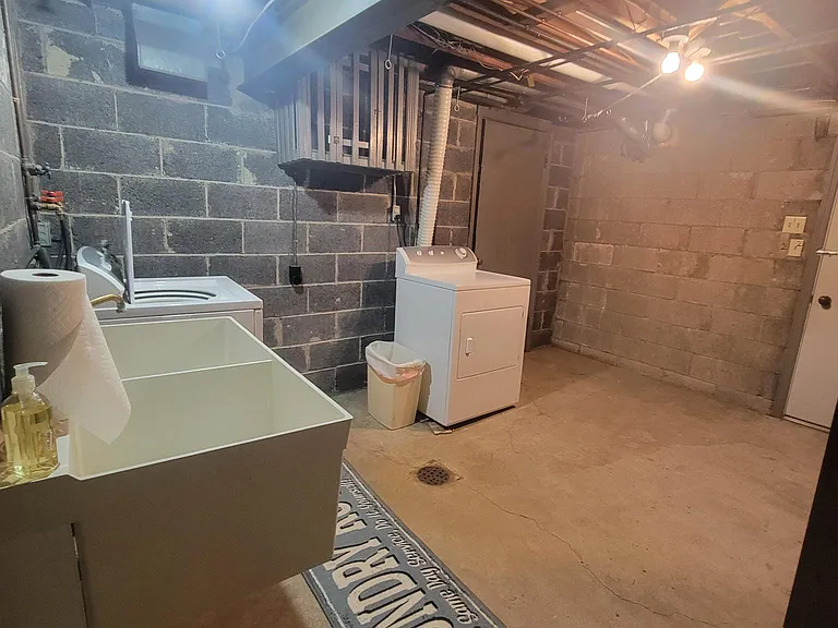 157 Bertha St #1 — Photo 15