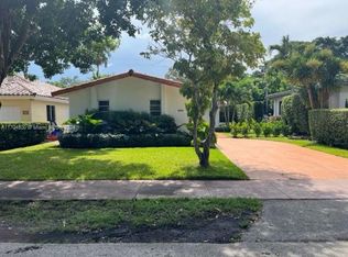 826 Capri St #823, Miami, FL 33134