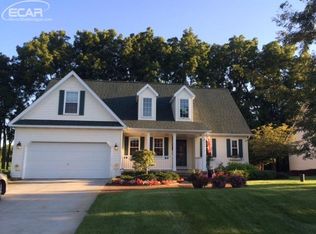 7415 Charles Ct, Linden, MI 48451