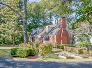 9401 Old Bonhomme Rd, Saint Louis, MO 63132