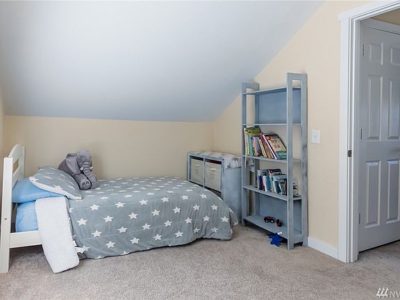 4th image of 4841 S Thompson Ave