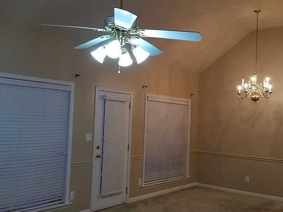3rd image of 5922 Havenwood Dr